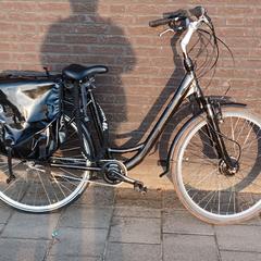 Elektrische damesfiets Damesfiets Elektrisch, ha sido reportado por Gemeente Heusden con iLost