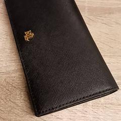 المحافظ، كما تم الإبلاغ عنه بواسطة EBS Spijkenisse عبر iLost