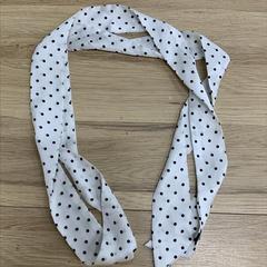 Skjerf, som rapportert av IKEA仙台 ved bruk av iLost