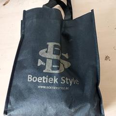 Draagtas Boetiek Style MOERMANS, zgłoszono przez Centraal magazijn przy użyciu iLost