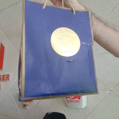 Borsa Blue, come riportato da MEININGER Hotel Berlin Central Station utilizzando iLost