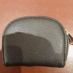 Kártyatartó Nom porteur : JAI***, amint azt TCL az iLost segítségével jelentette.