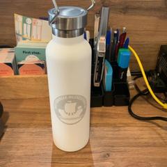 Üveg, amint azt MEININGER Hotel Marseille Centre la Joliette az iLost segítségével jelentette.