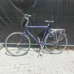 Férfi kerékpár, amint azt Gemeente Nijkerk az iLost segítségével jelentette.