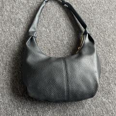 Bolsa, ha sido reportado por Arriva Achterhoek-Rivierenland con iLost