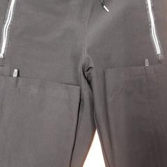 Pants, come riportato da Grand Hotel Amrath Kurhaus utilizzando iLost