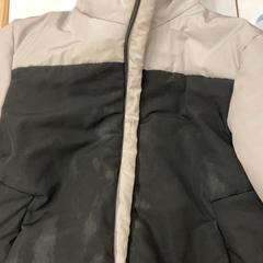 ダウンジャケット がiLostで IKEA神戸 によって報告されました