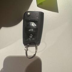Car keys, as reported by Amsterdam ID Aparthotel using iLost