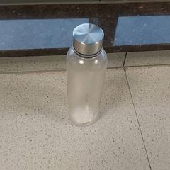 Drinking bottle, as reported by Centraal magazijn using iLost