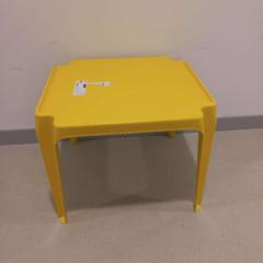 テーブル がiLostで Arriva West-Brabant によって報告されました