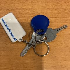 Clauer, segons ha informat Gemeente Amsterdam mitjançant iLost