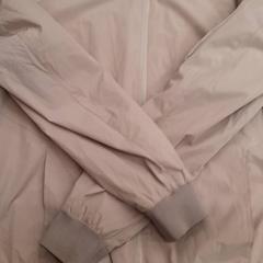 Jacka, rapporterat av Rotterdam The Hague Airport med iLost