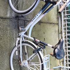 レディースバイク Altra がiLostで Stadswerk072 によって報告されました