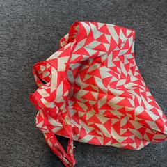 Nylon táska, amint azt Breng Arnhem az iLost segítségével jelentette.