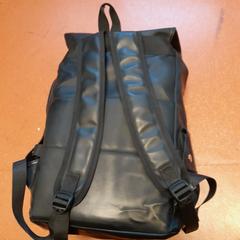 Táska noir, amint azt TCL az iLost segítségével jelentette.