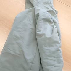 Kleding - jas kaki groen, rapporterat av Centraal magazijn med iLost