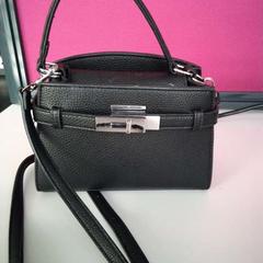 Sac, a été signalé par Twisto utilisant iLost