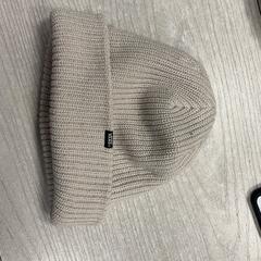 ビーニー がiLostで Hotel van der Valk Maastricht によって報告されました