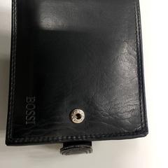 Plånbok Suriano, rapporterat av Regio West-Vlaanderen med iLost