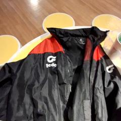 Manteau, a été signalé par IKEA Villiers-sur-Marne utilisant iLost