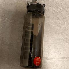 Ampolla per beure, segons ha informat Regio Oost-Vlaanderen mitjançant iLost