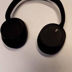 Hodetelefoner, som rapportert av Qbuzz ZHN ved bruk av iLost