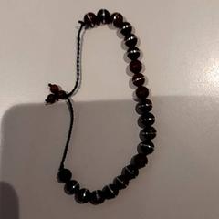 Armband, rapporterat av Campus Den Haag med iLost