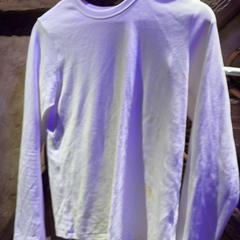 Skjorte White, som rapportert av Club Nyx/Exit Café ved bruk av iLost