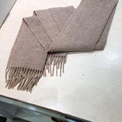 マフラー がiLostで IKEA原宿 によって報告されました