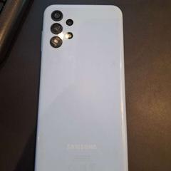 Smarttelefon grijs Samsung, som rapportert av Politiezone Rivierenland ved bruk av iLost