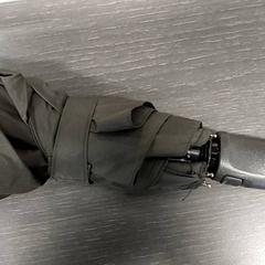 Paraguas, ha sido reportado por Regio Limburg - Leuven con iLost