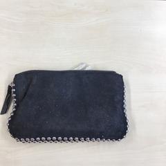 Tasje Zwart met zilverkleurige bolletje, as reported by Gemeente Nijmegen using iLost