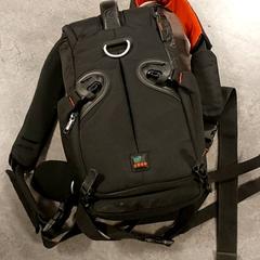 Hátizsák, amint azt Regio Oost-Vlaanderen az iLost segítségével jelentette.