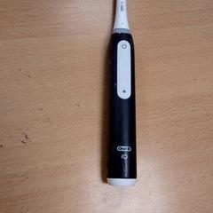 Electric toothbrush tooth, as reported by Inntel Hotels Amsterdam Centre using iLost