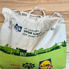 Pouch bag mit niederländischem Text, as reported by Wilmering Vechta using iLost