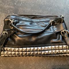 Handbag, as reported by Stadsgebied Weesp using iLost