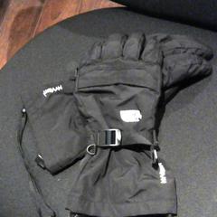 handschoenen, as reported by SnowWorld Amsterdam using iLost