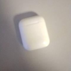 Caixa para airpods, como reportado por Vrije Universiteit Amsterdam utilizando o iLost