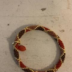 팔찌, iLost를 사용하여 Artis에 보고됨