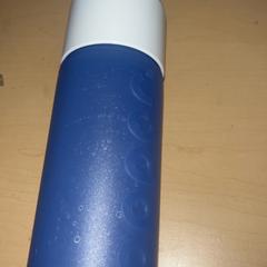 İLost kullanarak Jaarbeurs tarafından bildirildiği gibi Su şişesi