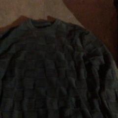 Svetr Grijs geblokt, jak nahlášeno De Heeren van Aemstel pomocí iLost