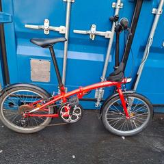 Vélo rood, a été signalé par Qbuzz Fryslân utilisant iLost