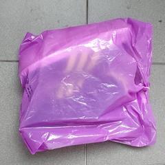 Taška - plastieken tas, jak nahlášeno Centraal magazijn pomocí iLost