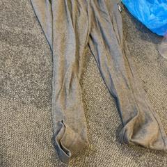 Hosen Grey, gemeldet von MEININGER Hotel Amsterdam City West über iLost