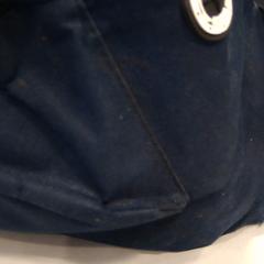 Bag donker blauw, as reported by Walibi Holland using iLost