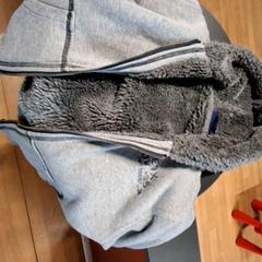 السترة، كما تم الإبلاغ عنه بواسطة IKEA Paris - Plaisir عبر iLost