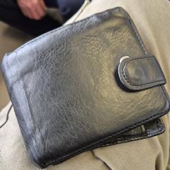 Portemonnee, iLost'a bildirildiği gibi