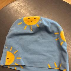 帽子 がiLostで IKEA Brno によって報告されました