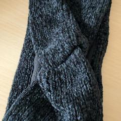 Fejpánt, amint azt Schönbrunn "Group Center" az iLost segítségével jelentette.