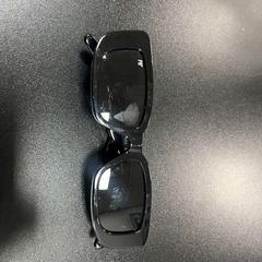 Okulary słoneczne black, zgłoszono przez Van der Valk Duiven bij Arnhem A12 przy użyciu iLost